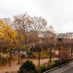Bright T2 Montmartre Pigalle